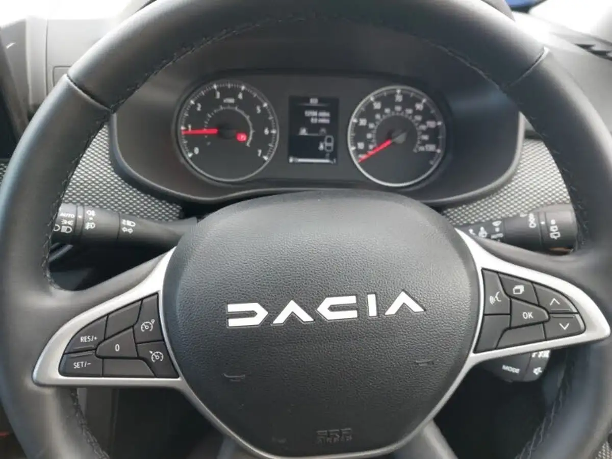 2024-dacia-sandero-stepway-10-tce-expression-90bhp-big-15