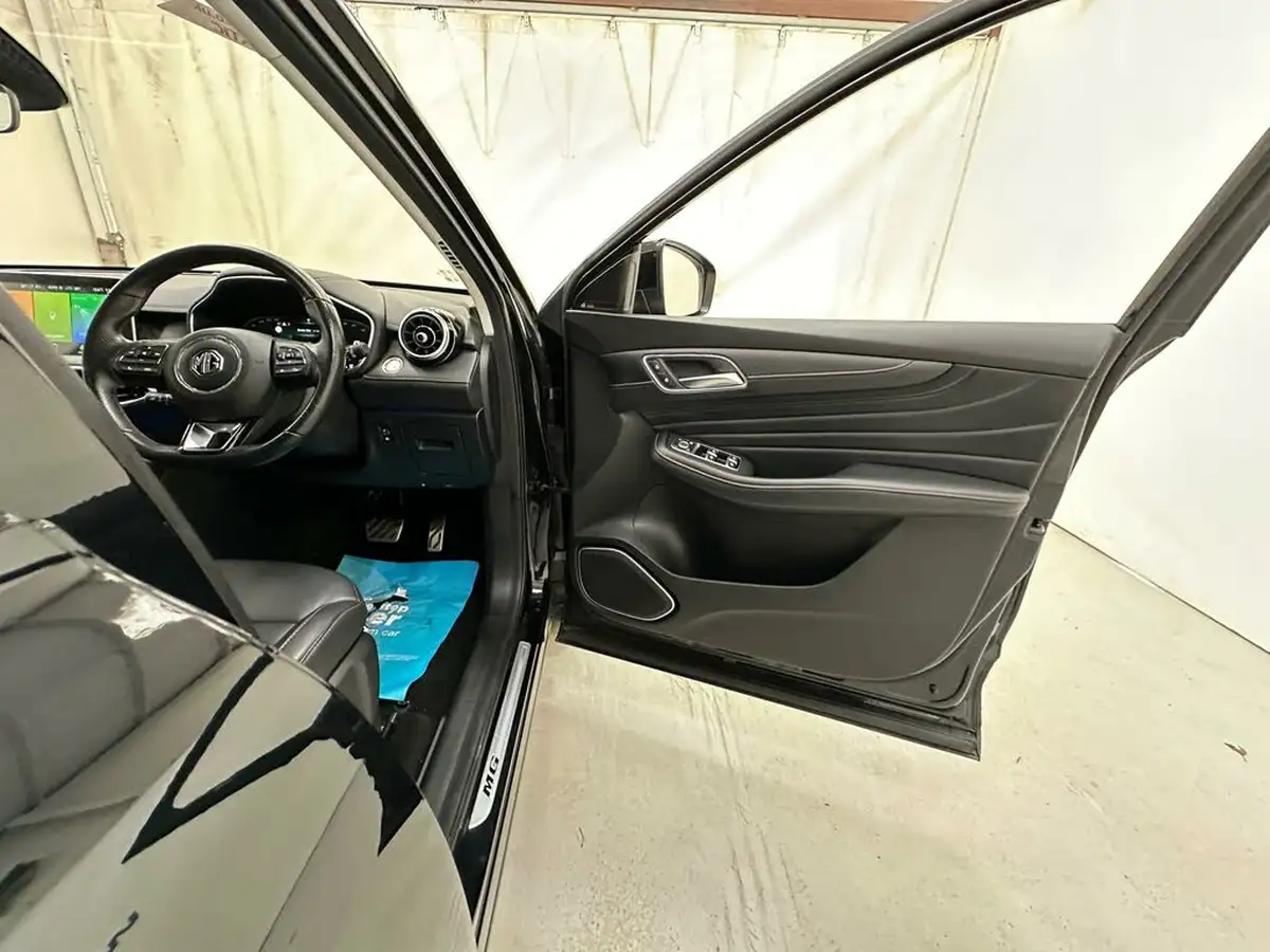 2022-mg-hs-15t-gdi-exclusive-258ps-plug-in-hybrid-auto-big-9