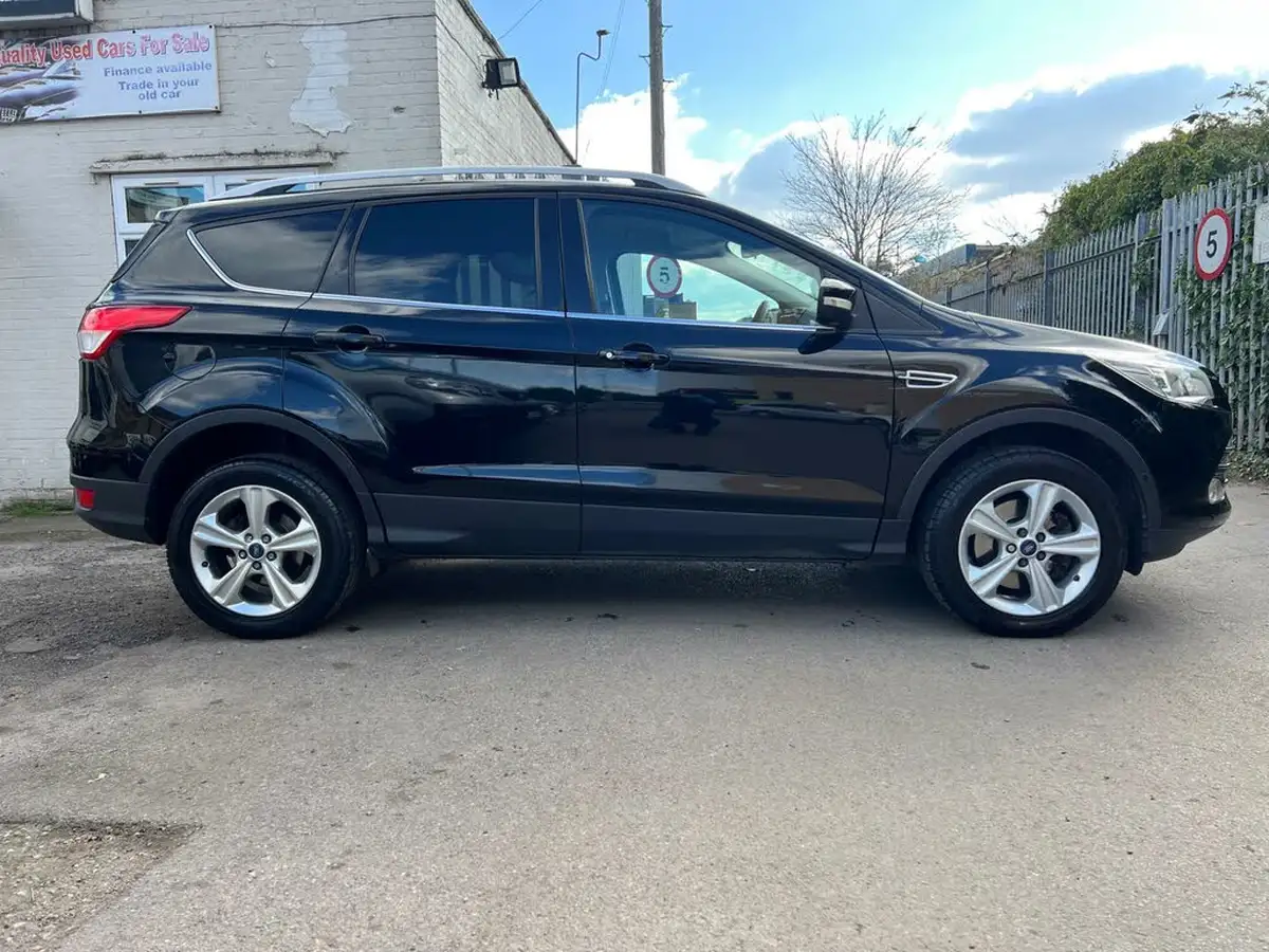 2016-ford-kuga-20tdci-zetec-awd-powershift-big-25