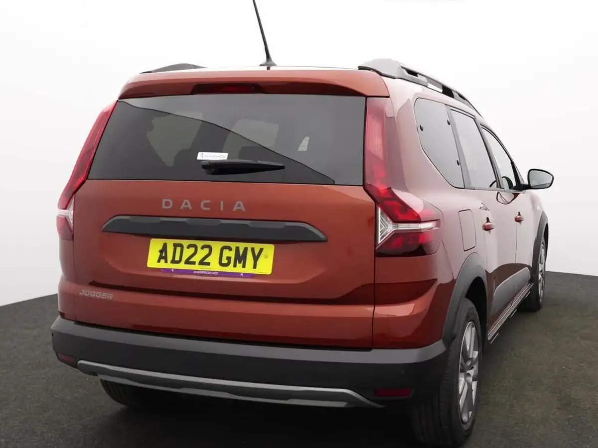 2022-dacia-jogger-10-tce-comfort-big-4