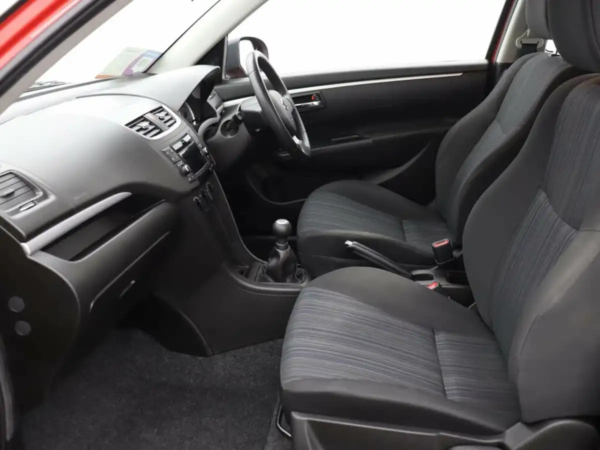 2017-suzuki-swift-12-sz2-3d-big-12