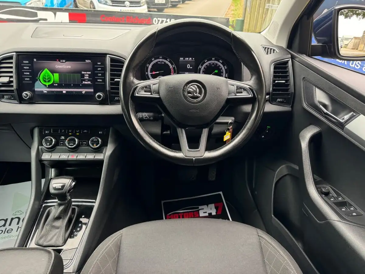 2018-skoda-karoq-15-tsi-se-technology-act-dsg-big-17