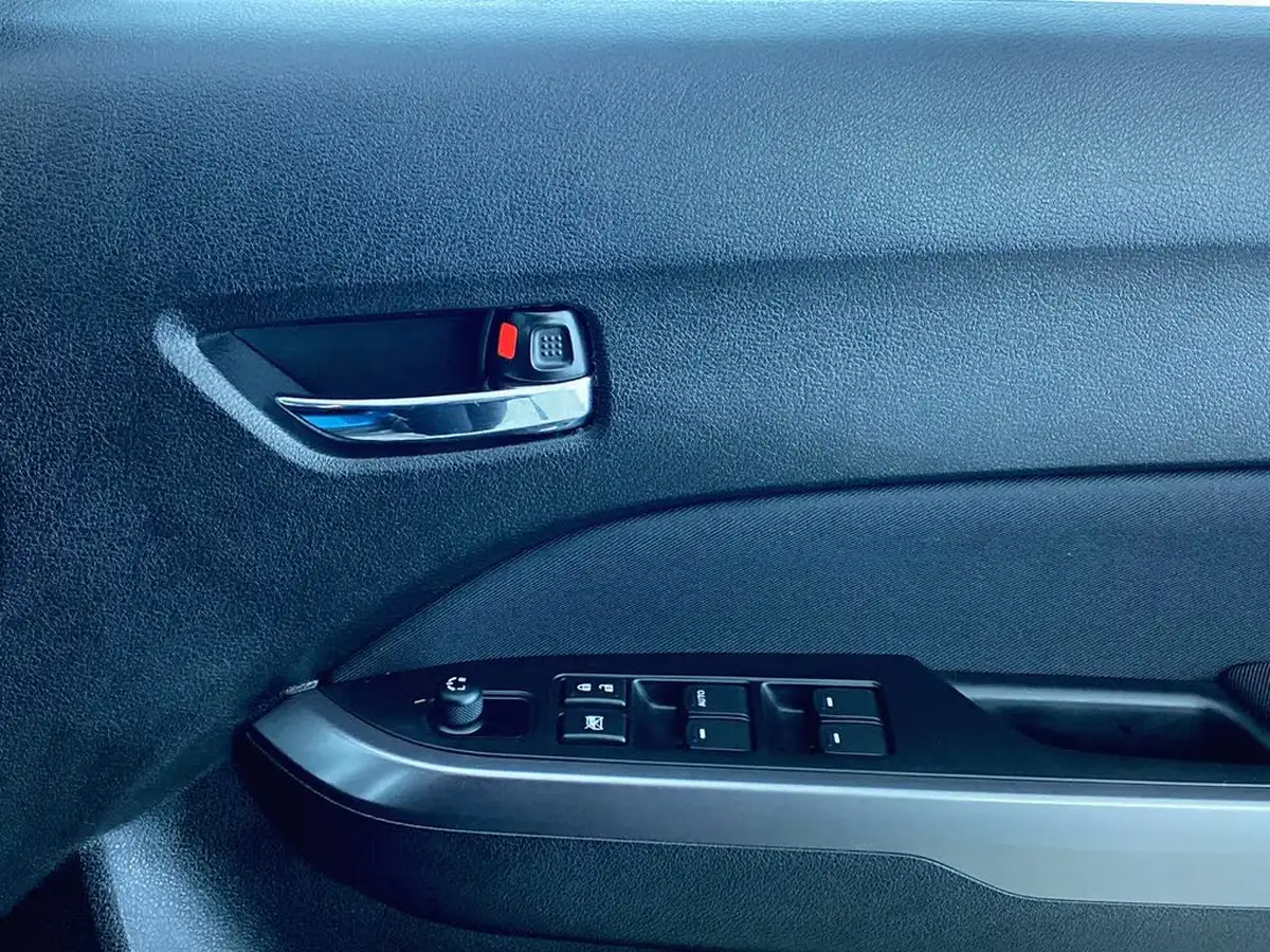 2023-suzuki-vitara-14-boosterjet-sz-t-big-12
