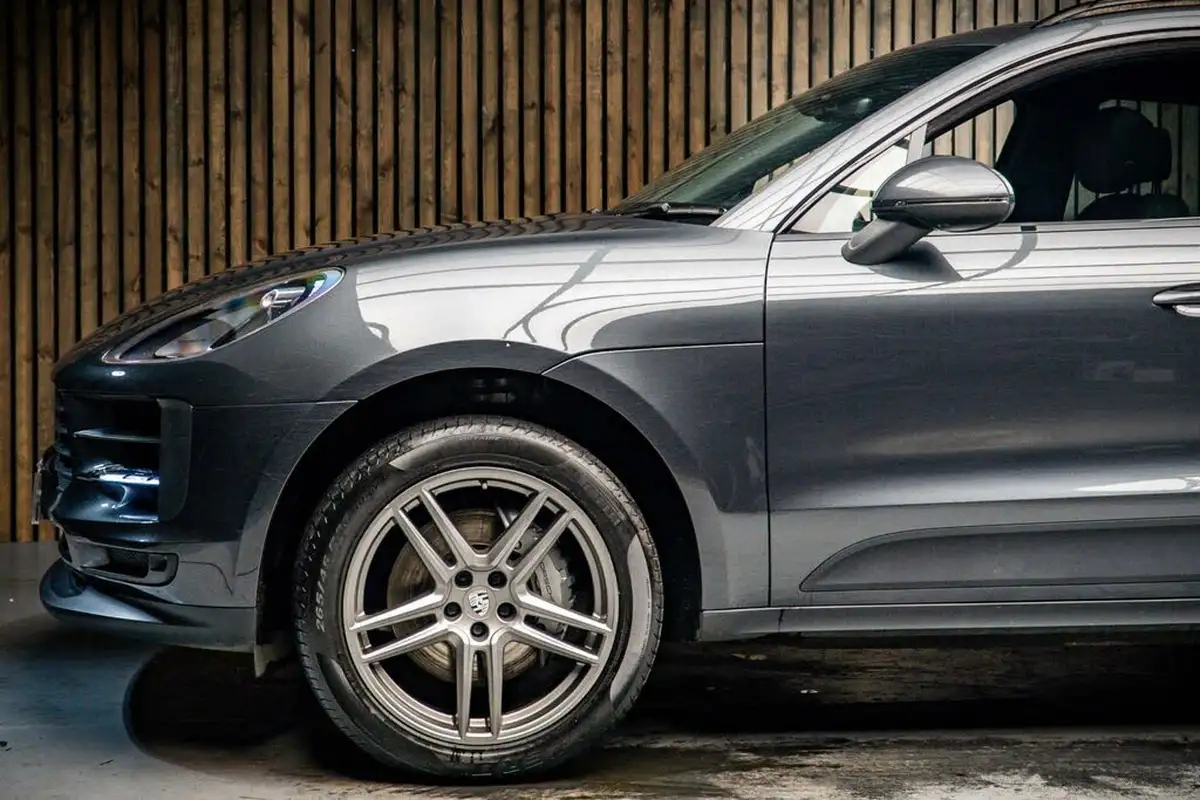 2020-porsche-macan-30-v6-s-big-8