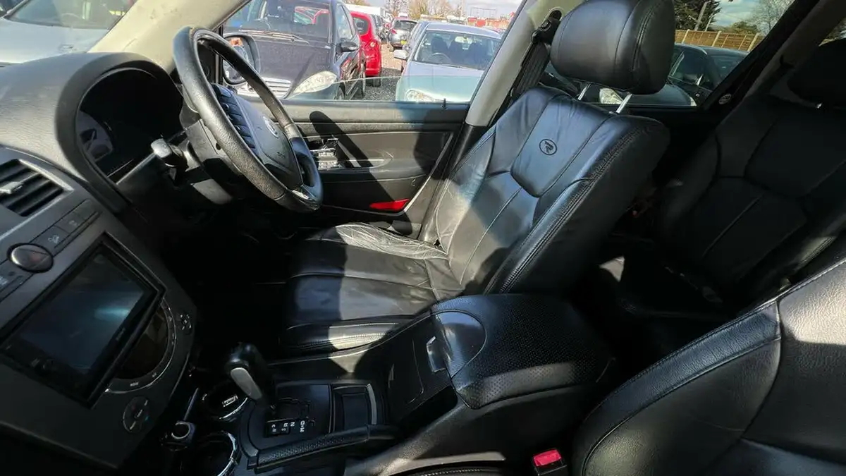 2011-kgm-ssangyong-rexton-27td-spr-270-7st-t-tronic-big-10
