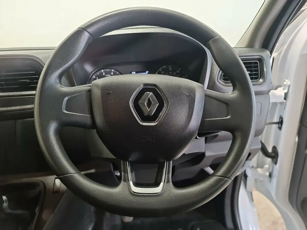 2022-renault-master-23dci-lm35-135-business-panel-big-17