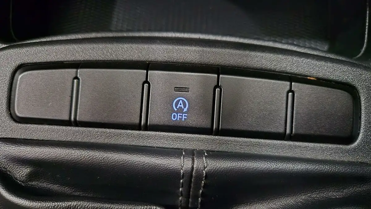 2021-hyundai-i10-12-se-connect-big-68