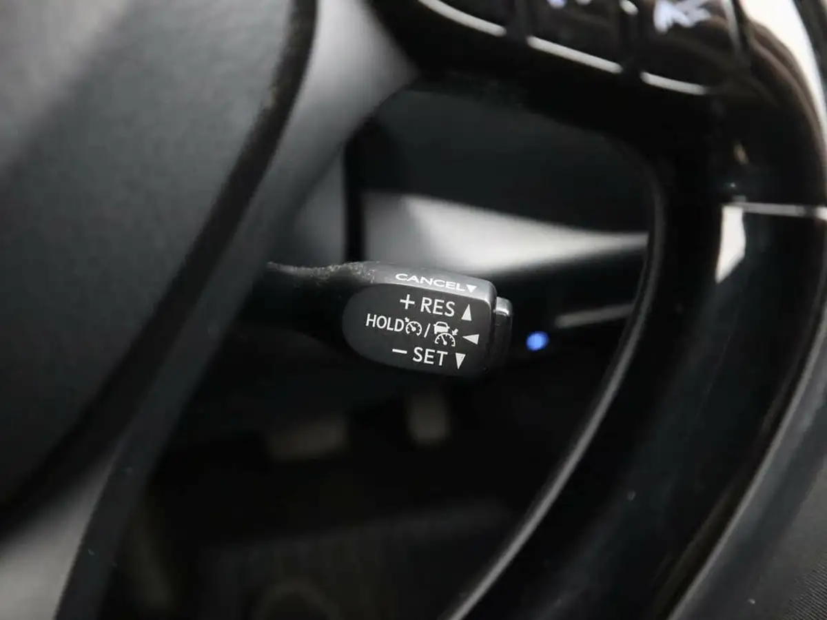 2019-toyota-c-hr-18-vvt-i-design-big-21