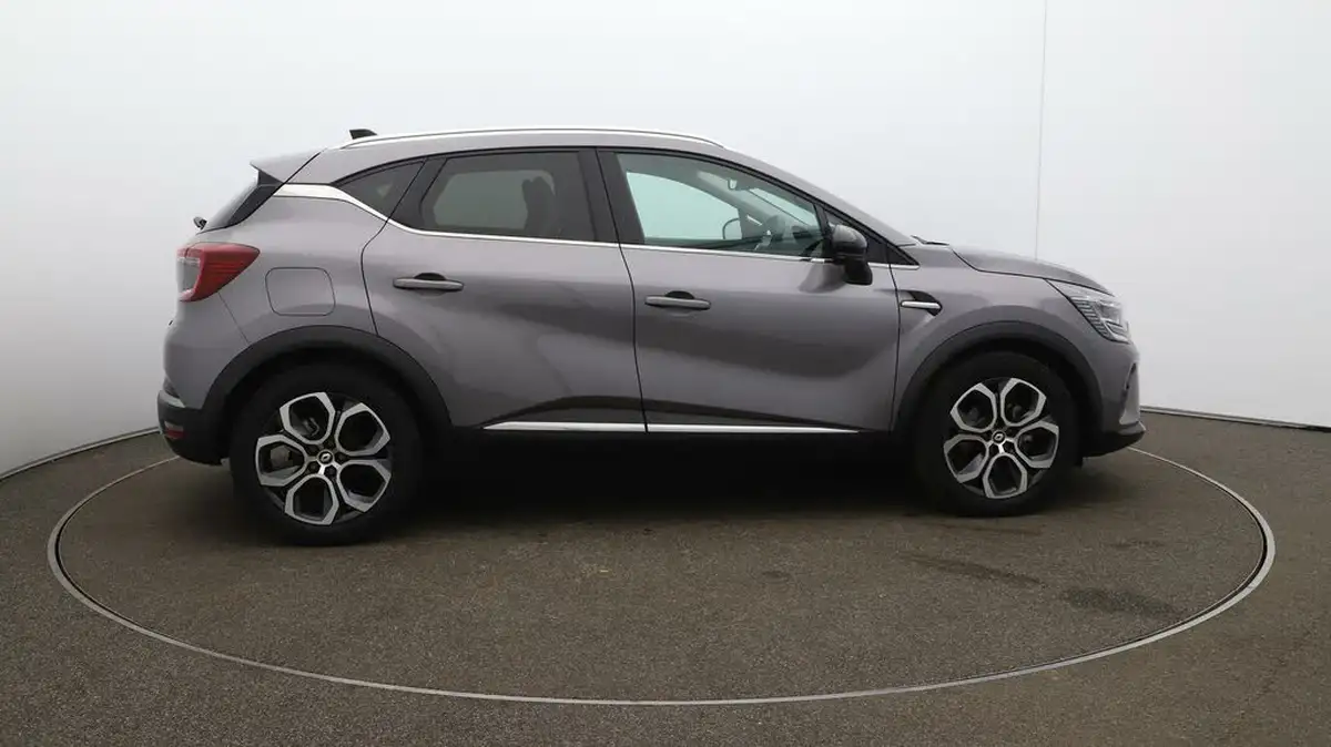 2023-renault-captur-16-techno-145ps-full-big-8