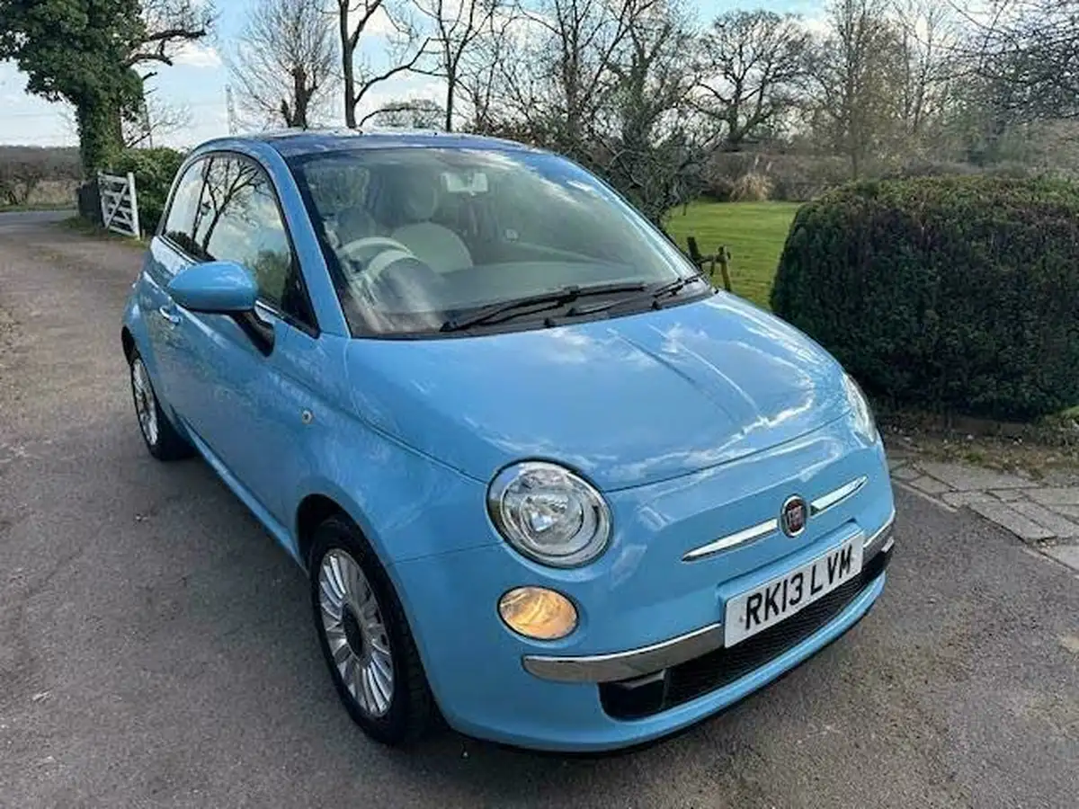 2013-fiat-500-12-lounge-big-3