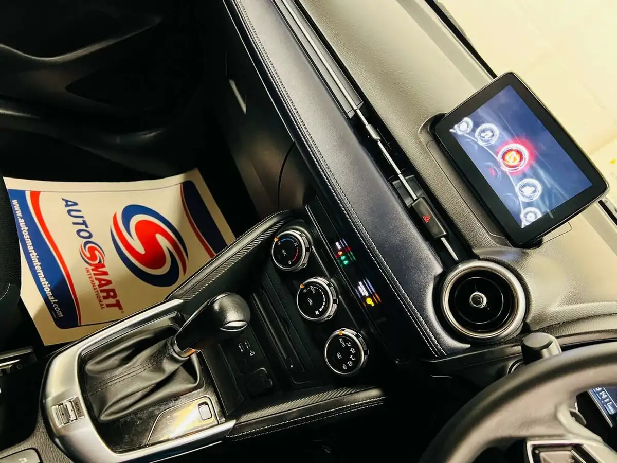 2020-mazda-mazda2-15-skyactiv-g-sport-nav-auto-big-17