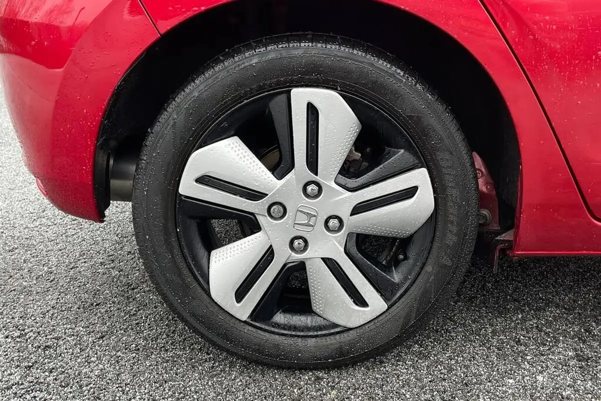 2021-honda-jazz-15-i-mmd-ex-107ps-big-19