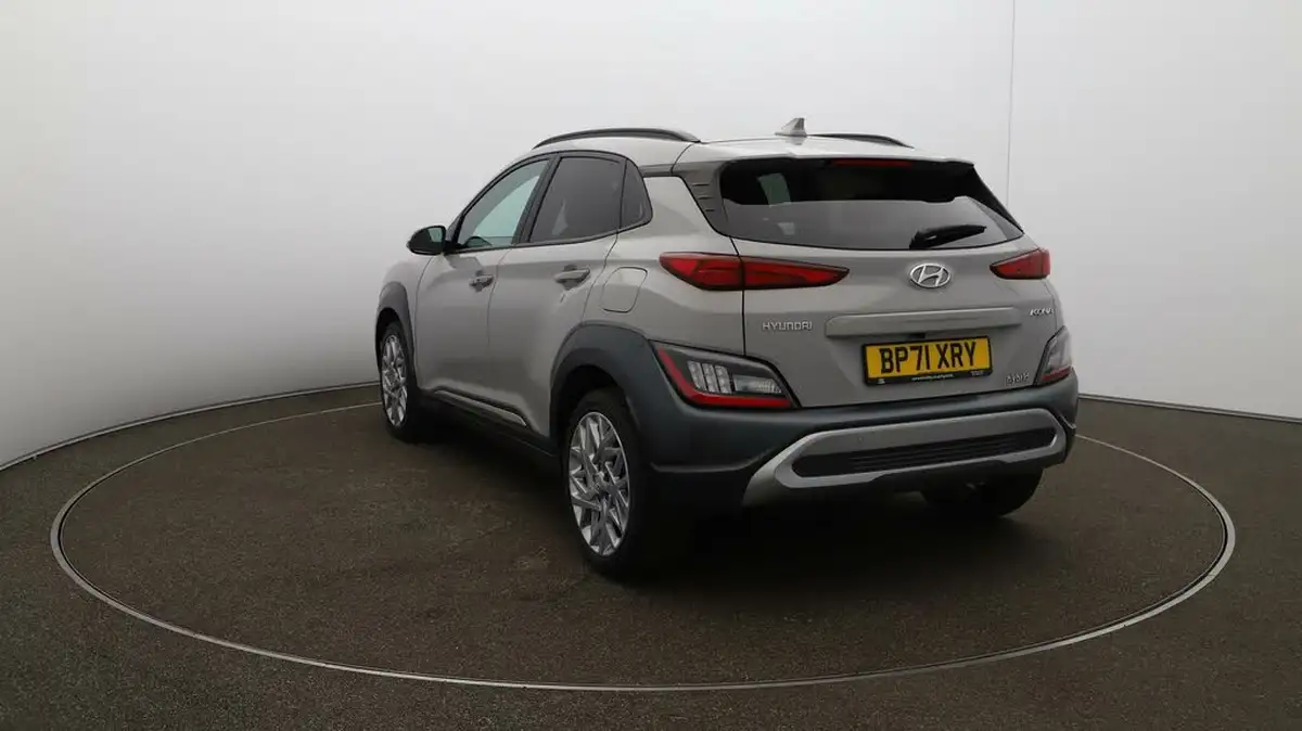2022-hyundai-kona-16-gdi-premium-big-60