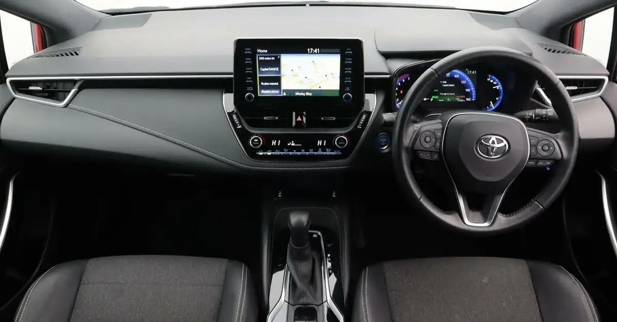 2021-toyota-corolla-18-vvt-i-design-spare-wheel-hatchback-5d-big-13
