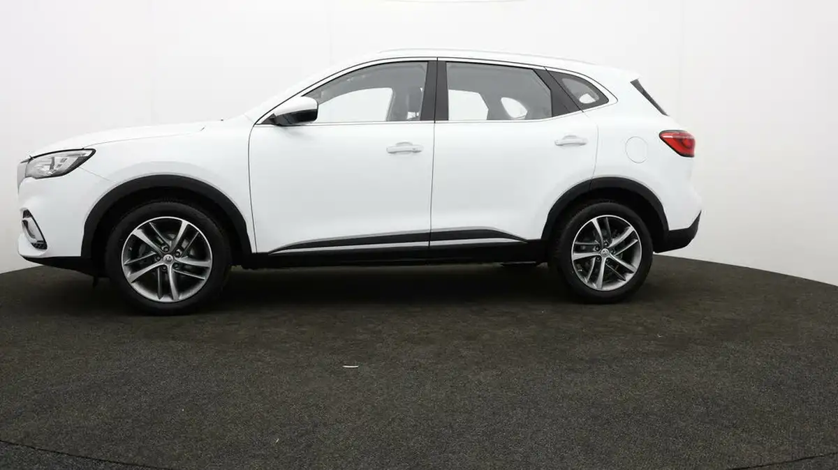 2022-mg-hs-15t-gdi-excite-162ps-dct-big-65