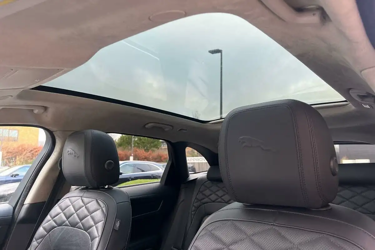 2021-jaguar-f-pace-20-d200-hse-mhev-big-3