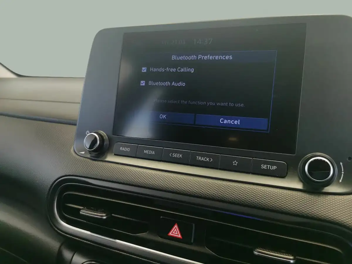 2021-hyundai-kona-16-gdi-se-connect-big-17