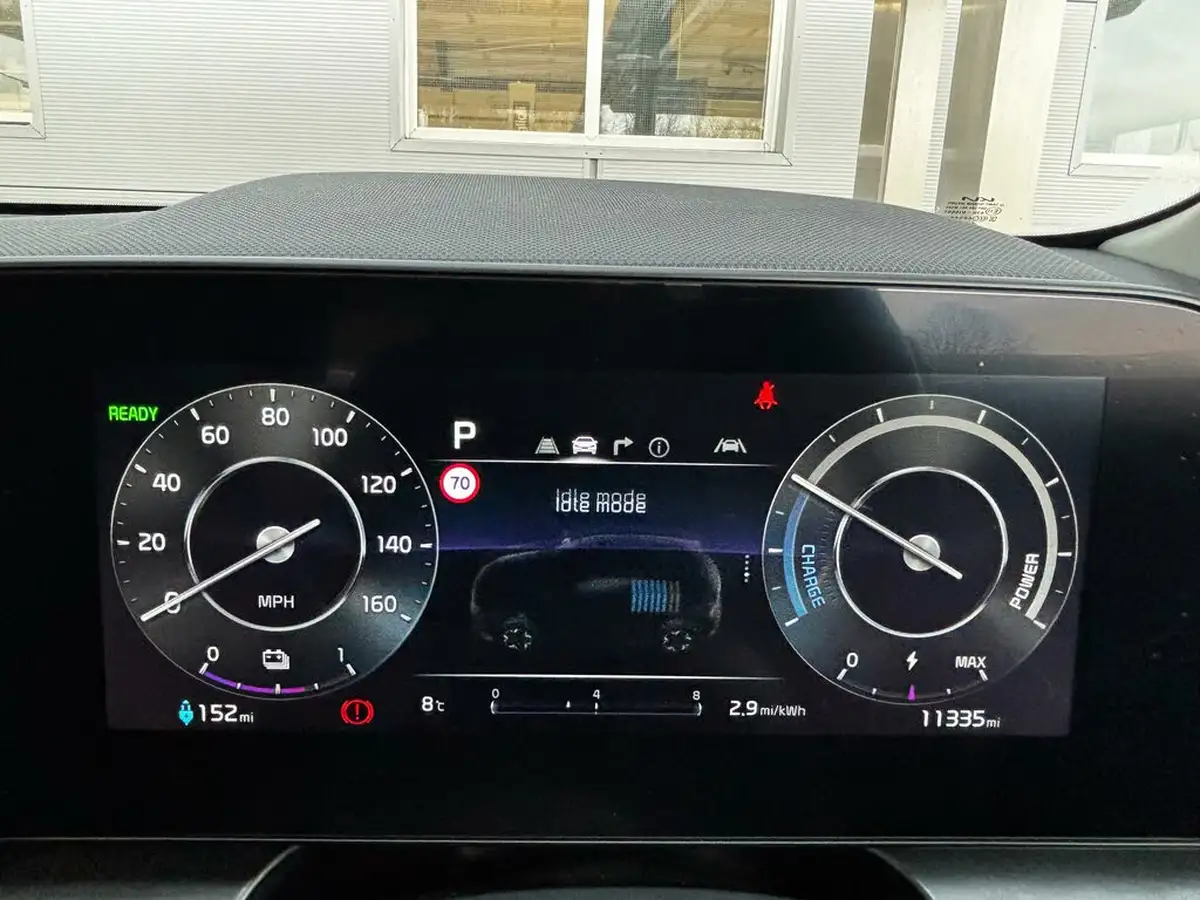 2023-kia-niro-ev-e-4-heat-pump-big-17