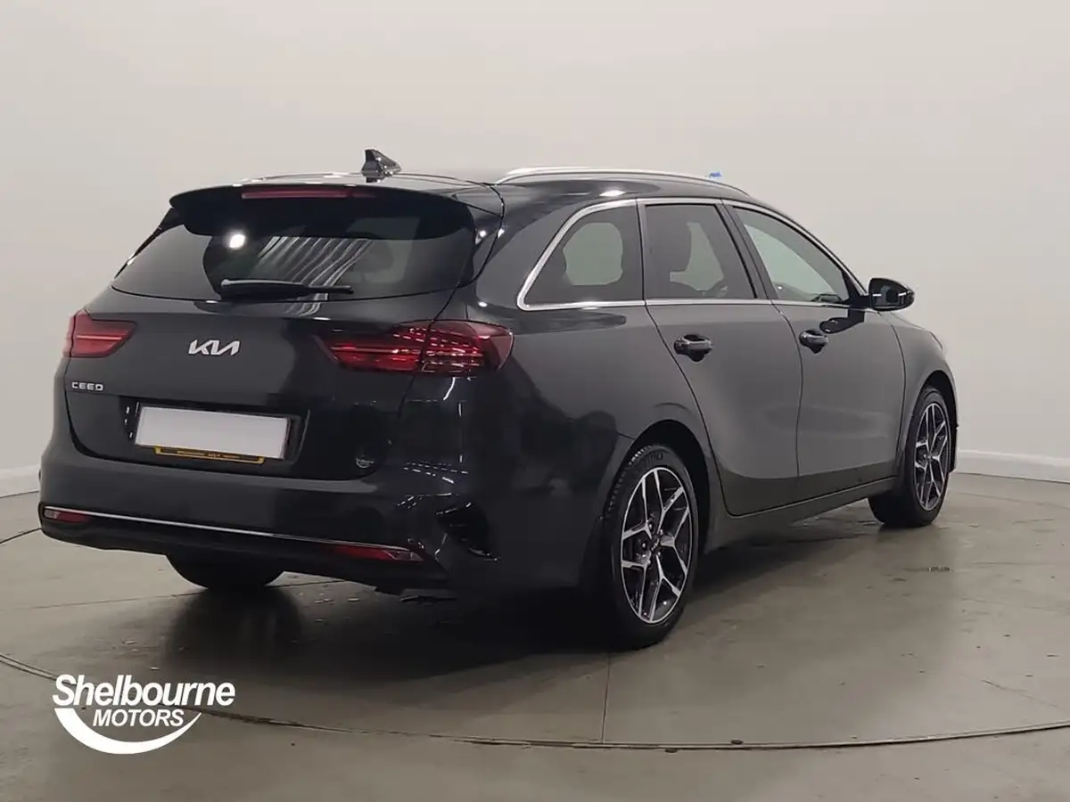 2024-kia-ceed-15-t-gdi-3-sportswagon-big-12