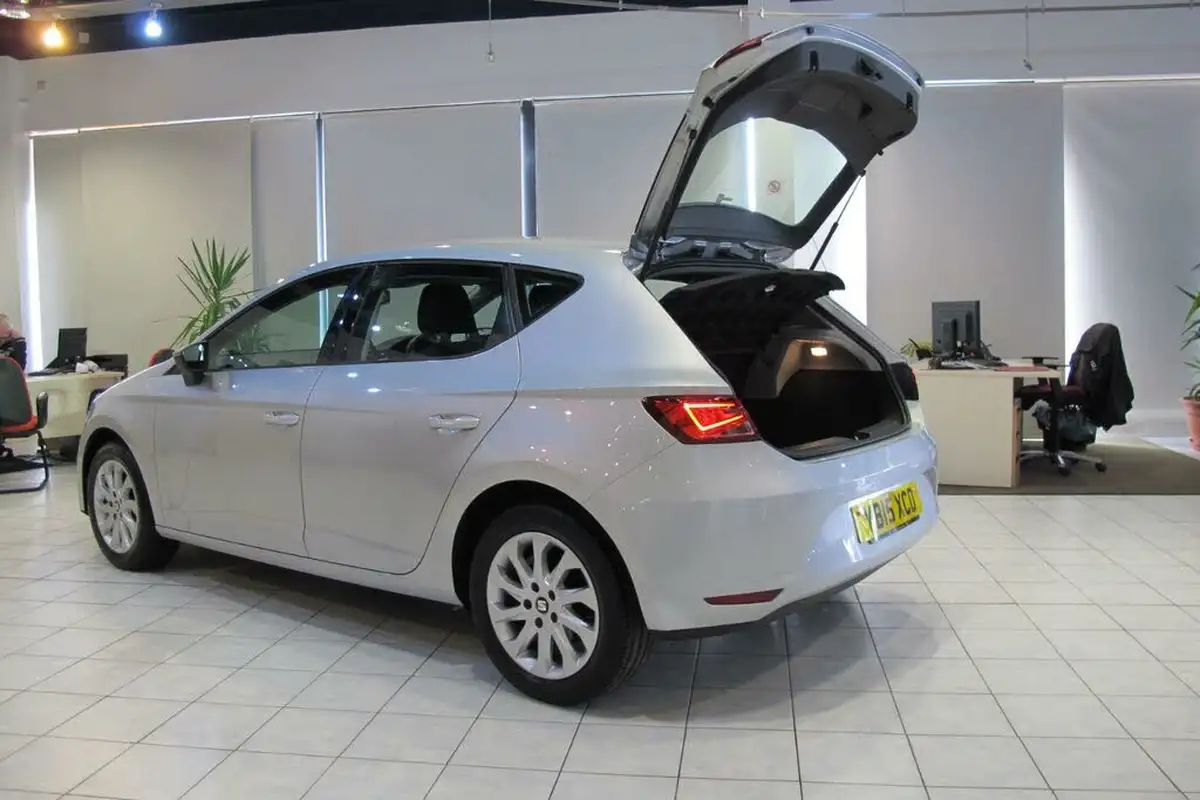 2015-seat-leon-16tdi-se-tech-pack-110ps-hatchback-5d-big-4