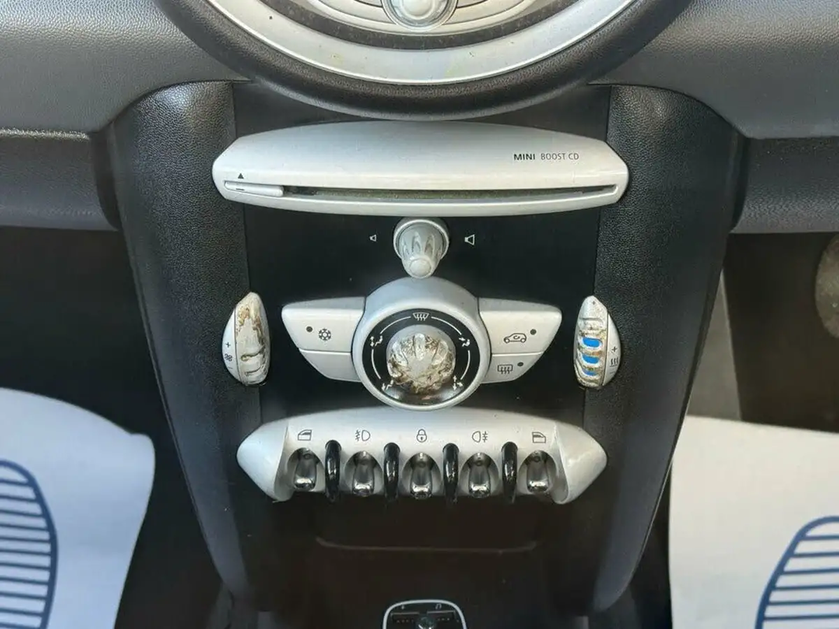 2008-mini-cooper-16-cooper-120bhp-hatchback-3d-big-17