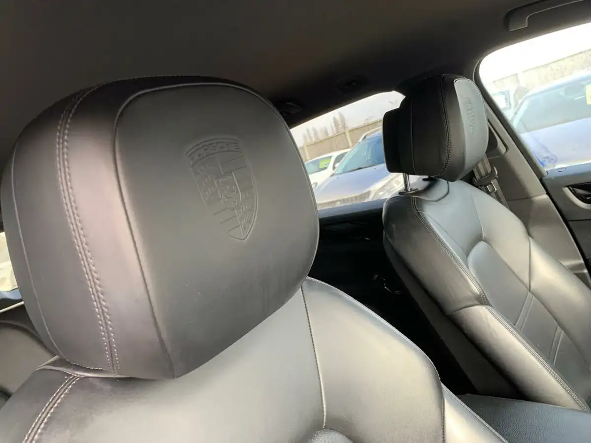 2019-porsche-cayenne-30-v6-e-hybrid-e-hybrid-station-wagon-big-41