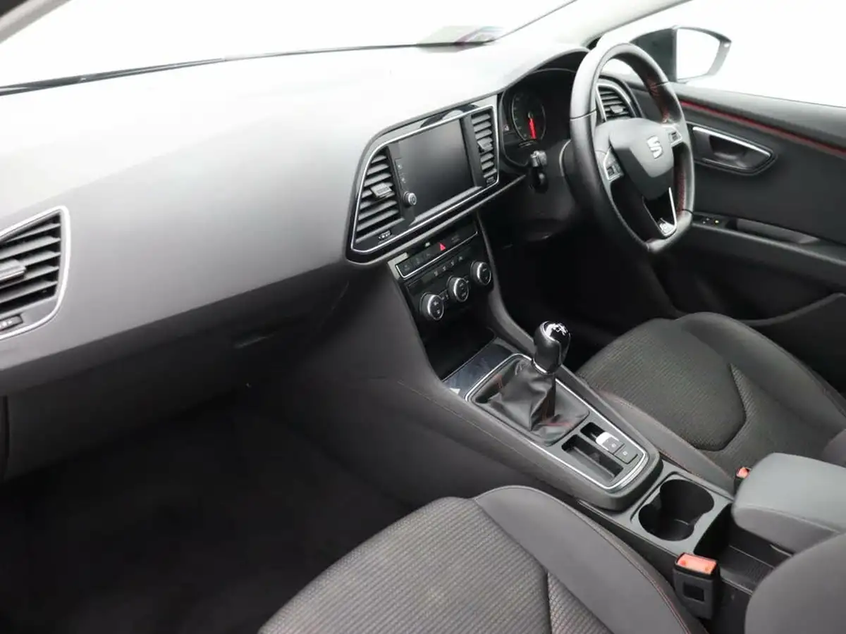 2018-seat-leon-15-tsi-evo-fr-130ps-estate-big-10