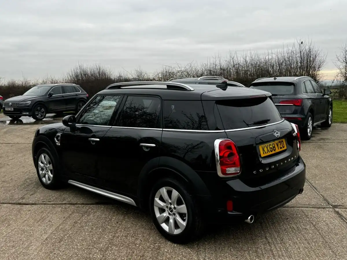 2018-mini-countryman-20-cooper-s-ss-auto-big-19