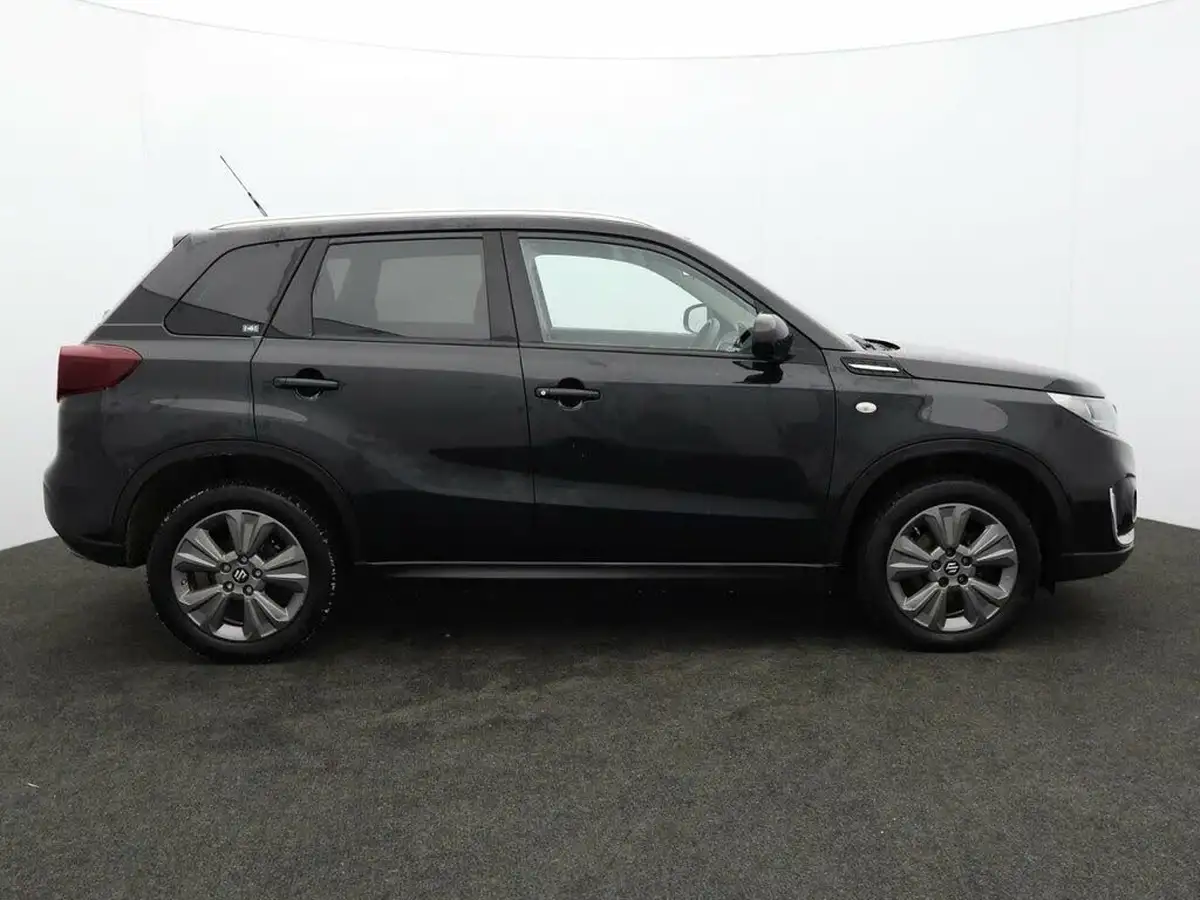 2022-suzuki-vitara-14-boosterjet-sz-t-big-12