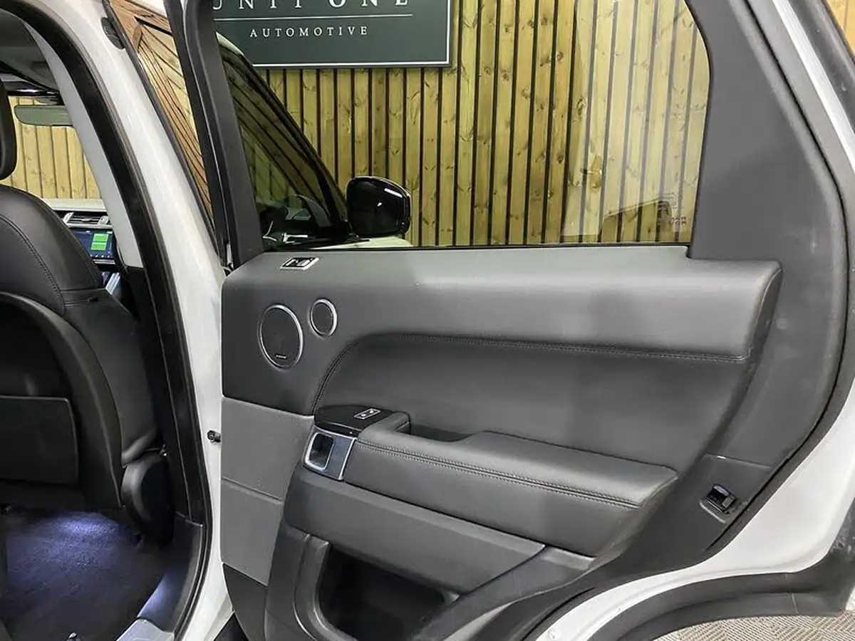2020-land-rover-range-rover-sport-30-sdv6-hse-big-66