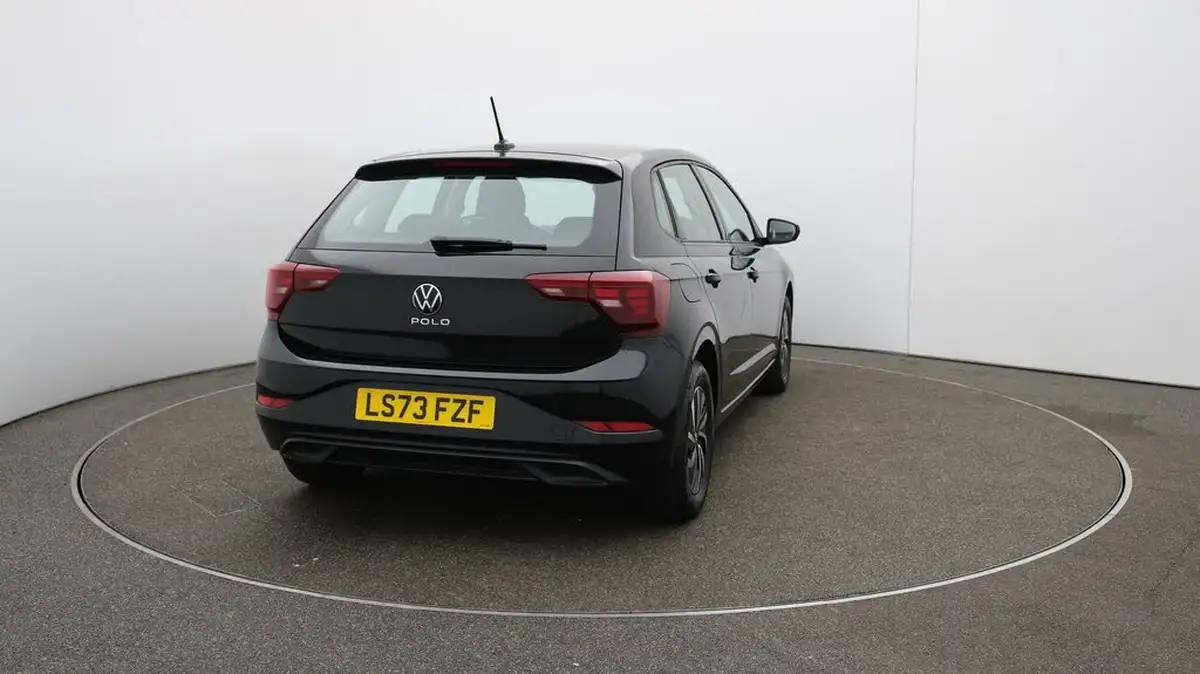 2024-volkswagen-polo-10-life-big-53