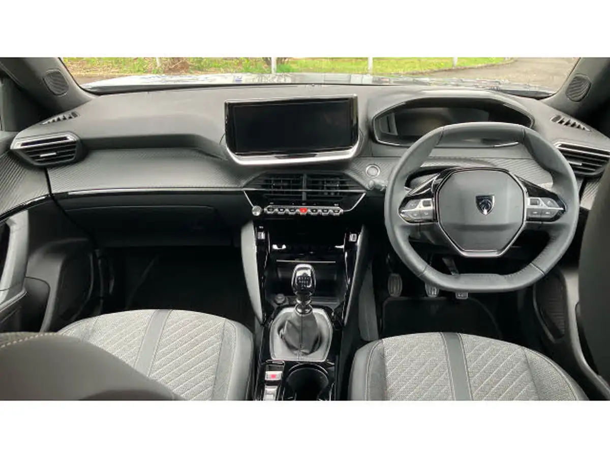 2025-peugeot-2008-suv-12-puretech-allure-130ps-big-9