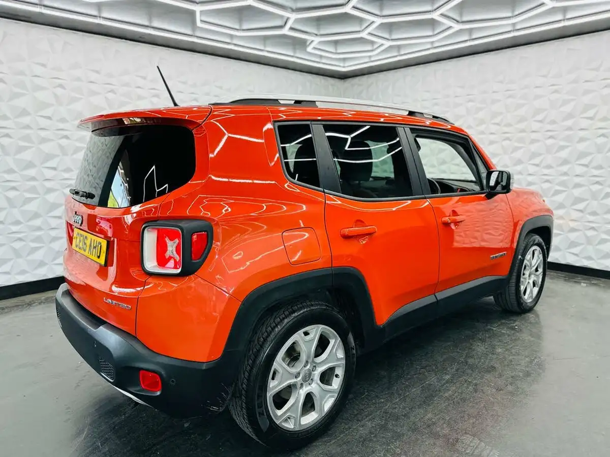 2016-jeep-renegade-16-multijet-ii-limited-ss-big-11