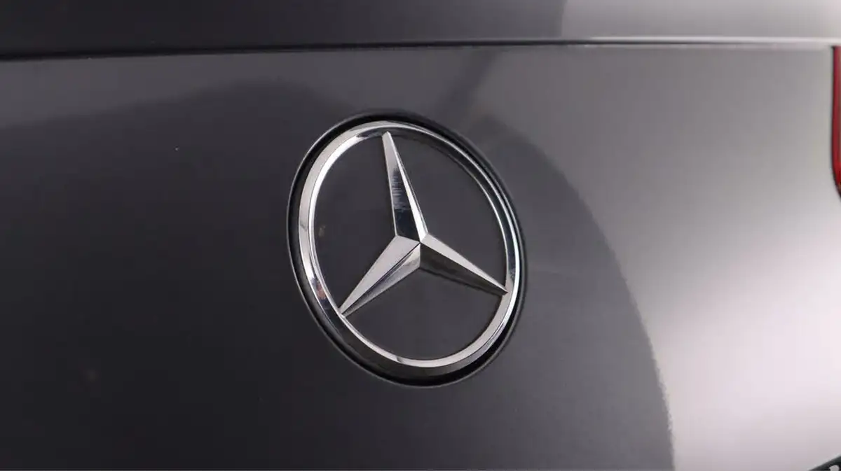 2017-mercedes-benz-e-class-20d-e220d-amg-line-premium-plusss-coupe-2d-big-20