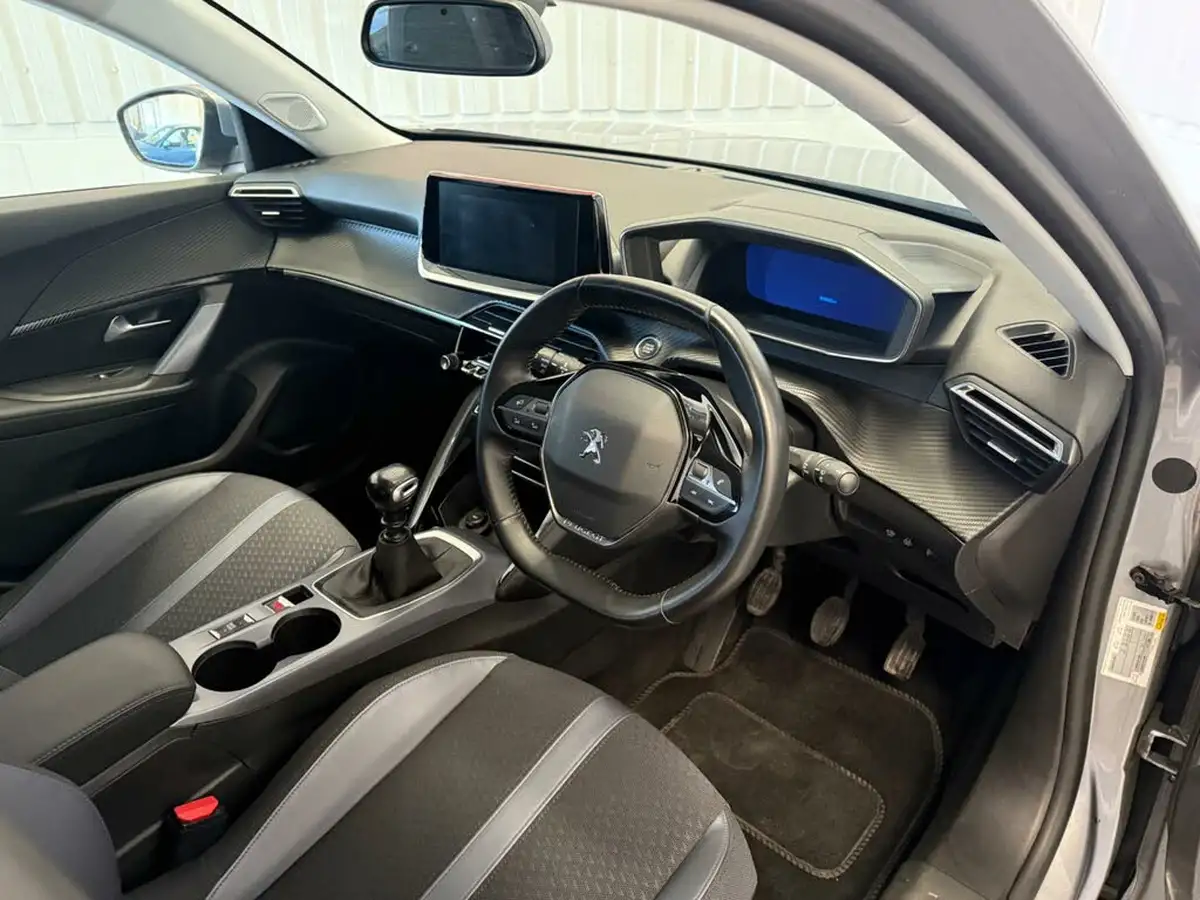 2021-peugeot-2008-suv-12-puretech-allure-130bhp-big-22