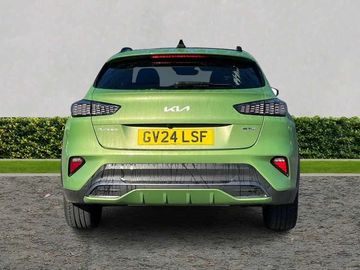 2024-kia-xceed-15-t-gdi-gt-line-s-138bhp-dct-big-3