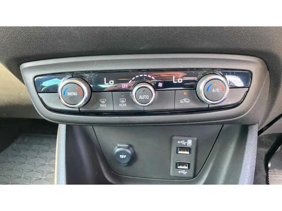 2023-vauxhall-crossland-12-gs-110ps-big-26