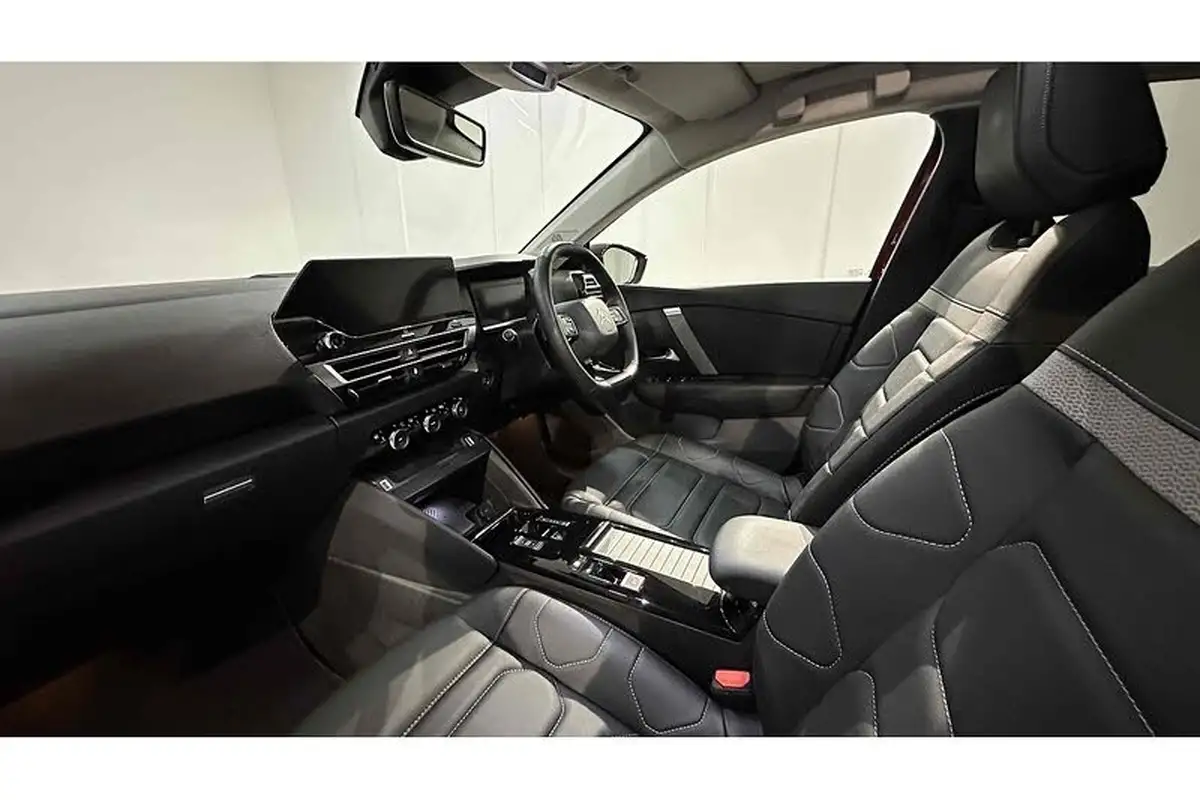 2021-citroen-c4-12-puretech-shine-plus-130ps-big-19