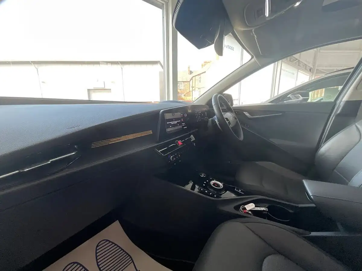 2022-kia-niro-ev-e-4-big-15