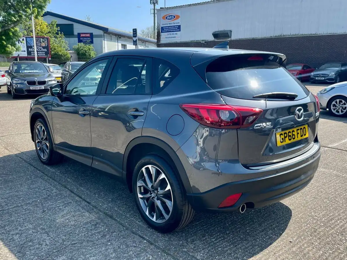 2017-mazda-cx-5-20-sport-nav-big-8
