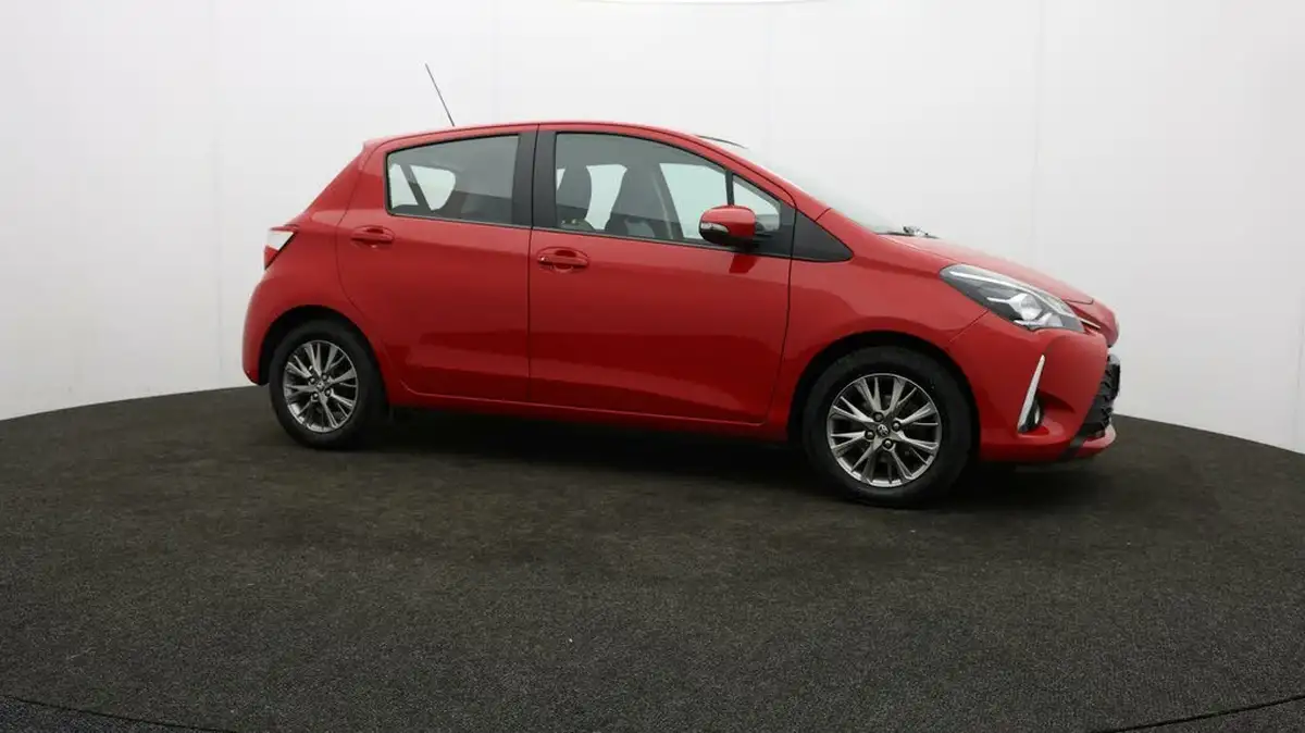 2020-toyota-yaris-10-vvt-i-icon-big-8