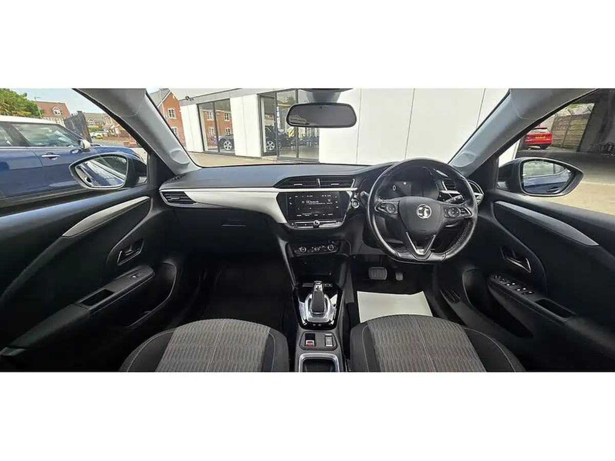 2020-vauxhall-corsa-e-se-nav-74kw-big-9