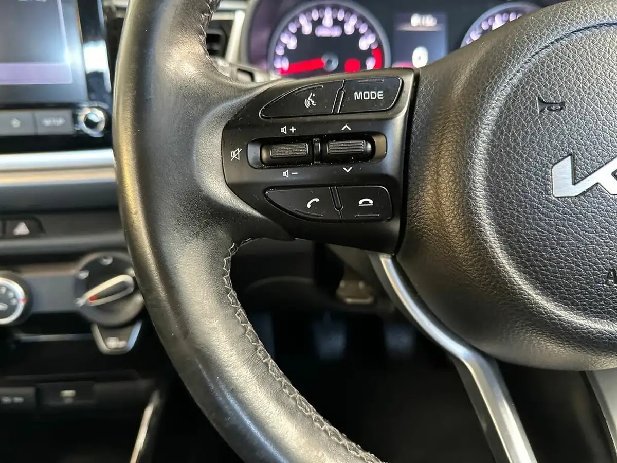 2021-kia-rio-12-dpi-2-big-25