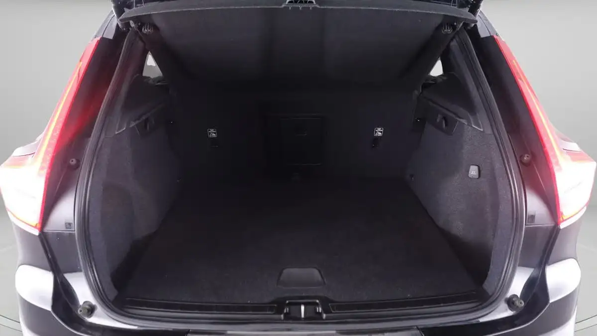 2021-volvo-xc40-15-t3-r-design-163bhp-big-17