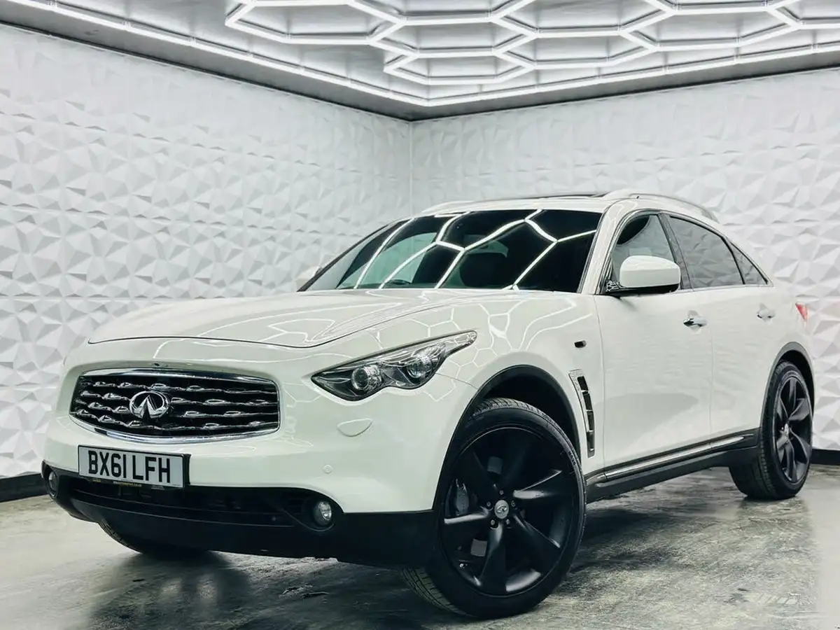 2011-infiniti-fx-30td-gt-big-0