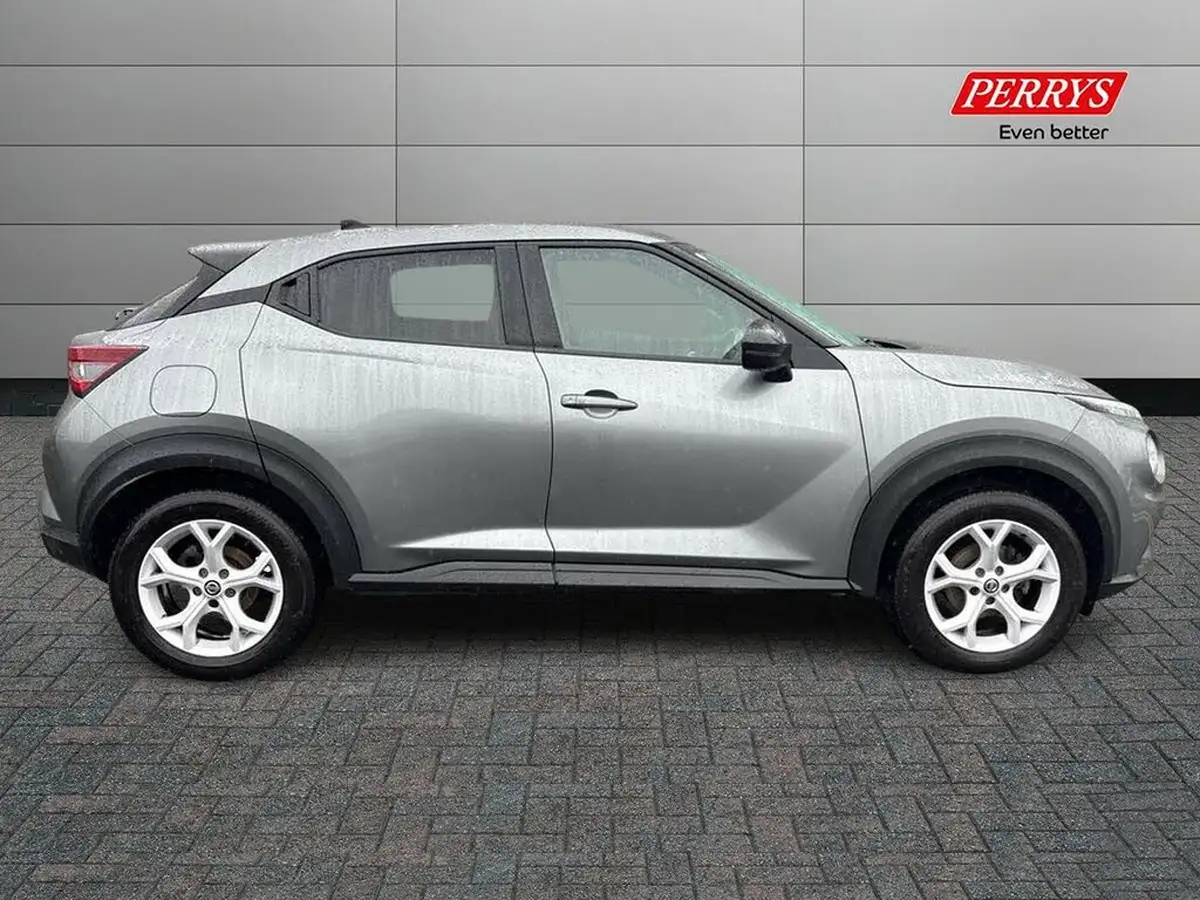 2022-nissan-juke-10-dig-t-n-connecta-big-2
