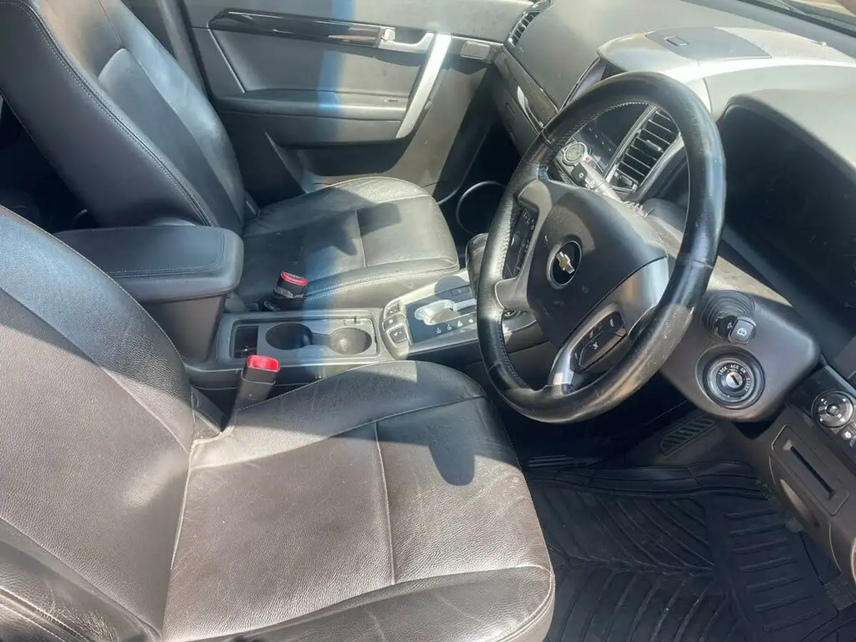 2011-chevrolet-captiva-22td-ltz-auto-big-9