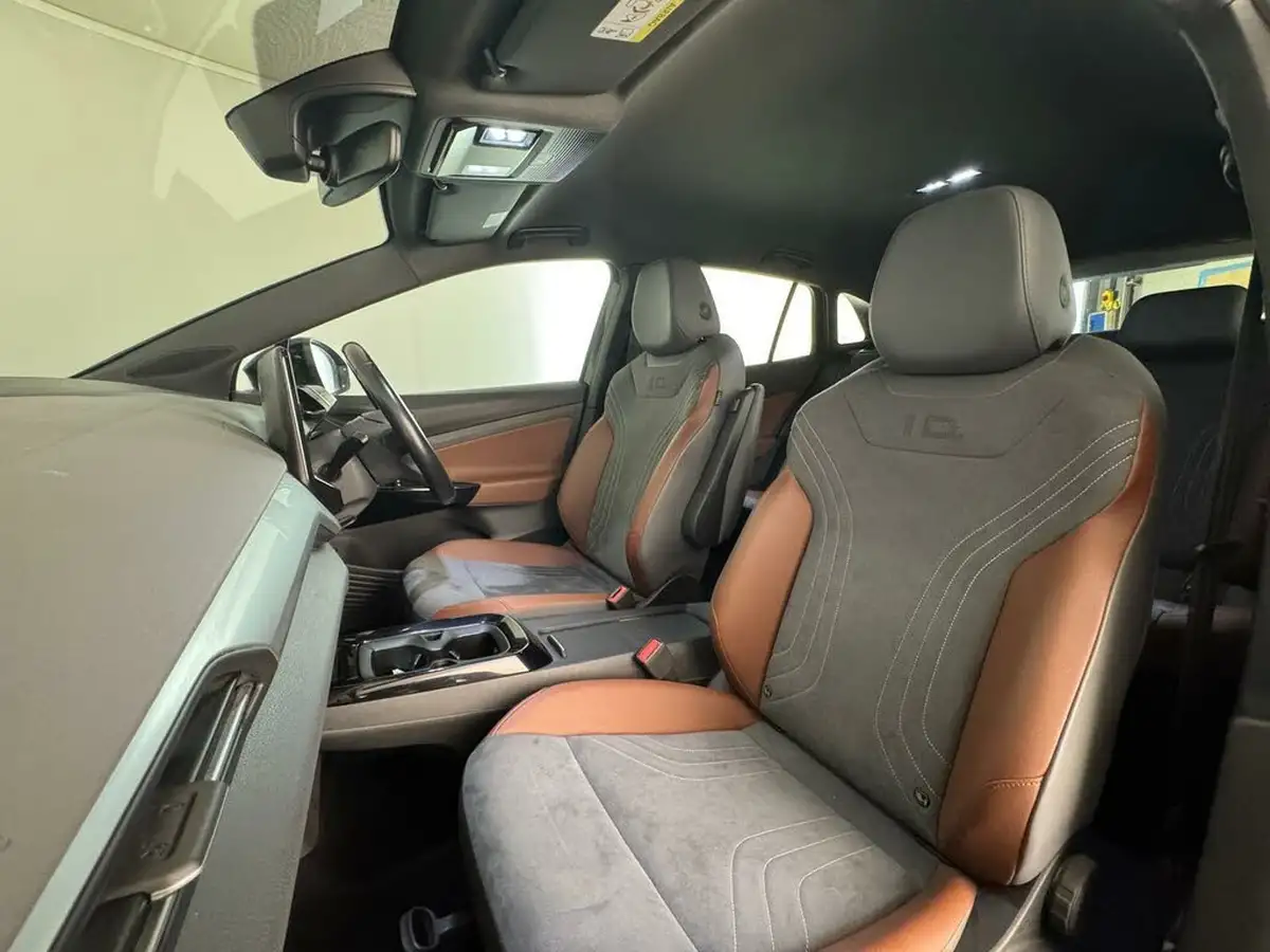 2021-volkswagen-id4-e-first-edition-big-11