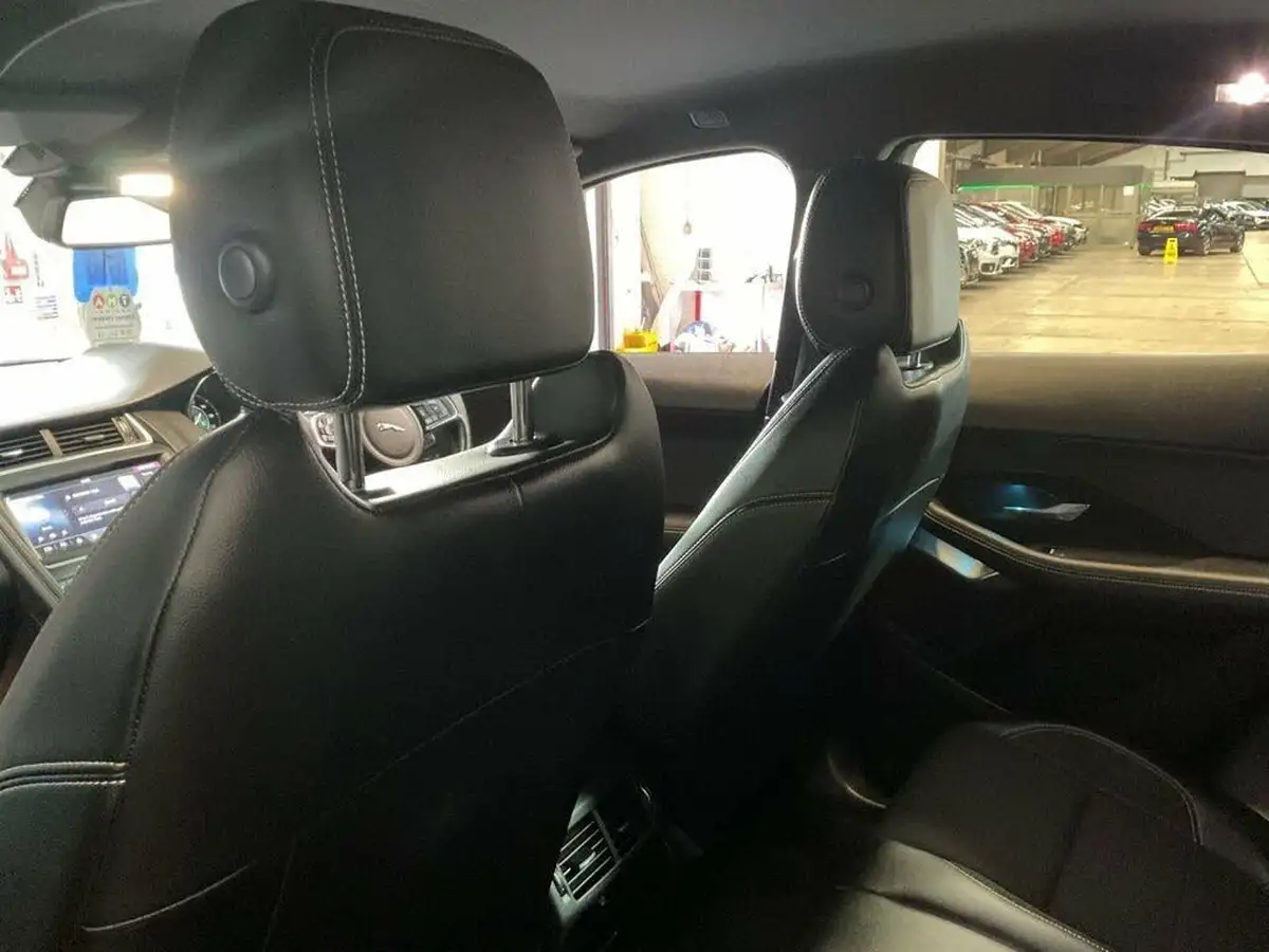 2019-jaguar-e-pace-20-i4d-r-dynamic-150ps-big-28