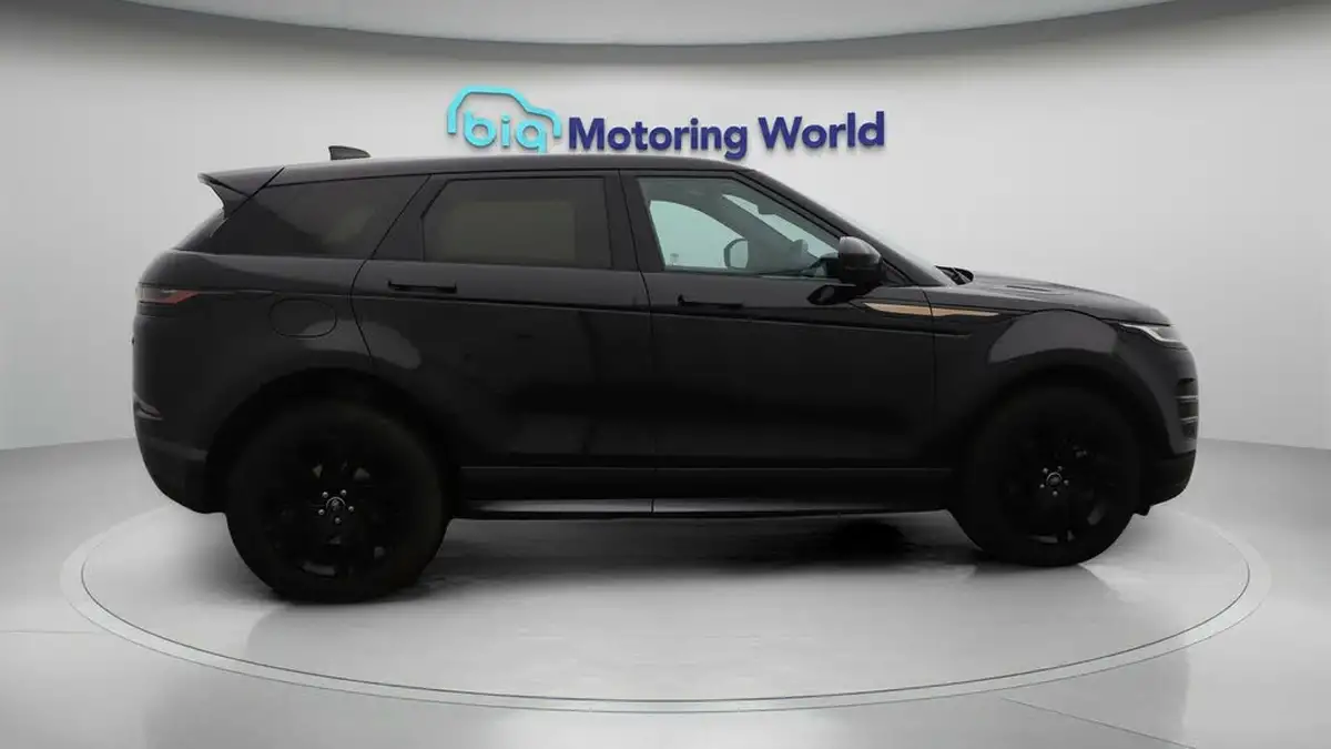 2022-land-rover-range-rover-evoque-20-d200-r-dynamic-s-big-8